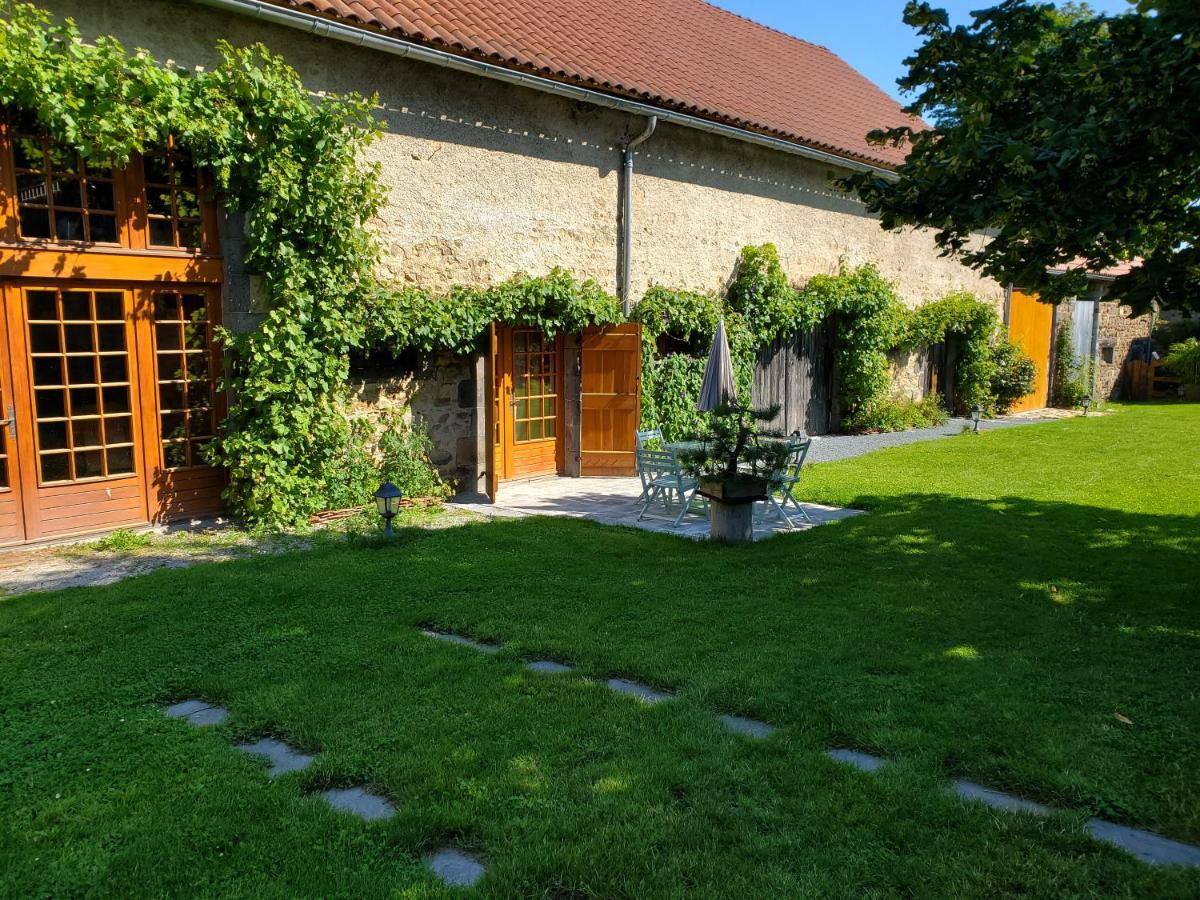 Domaine Des Maillets Bed & Breakfast Blot-l'Eglise Exterior photo